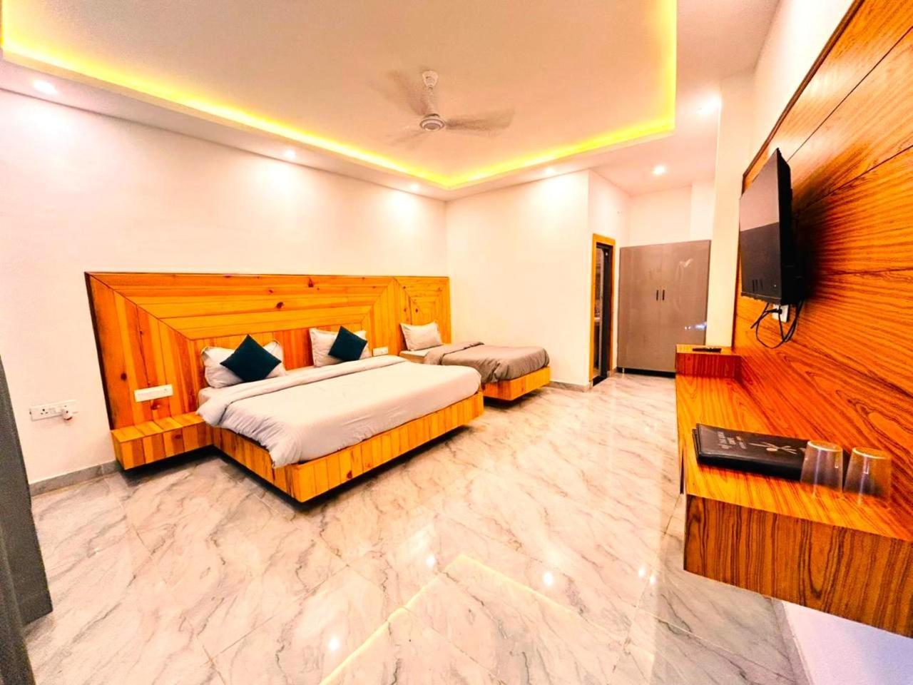 Living On The Edge A Luxury Stay Mussoorie Extérieur photo