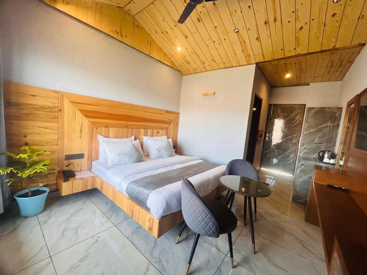 Living On The Edge A Luxury Stay Mussoorie Extérieur photo