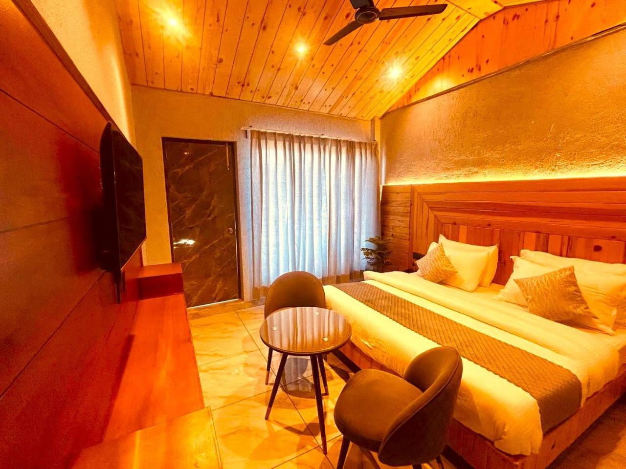 Living On The Edge A Luxury Stay Mussoorie Extérieur photo
