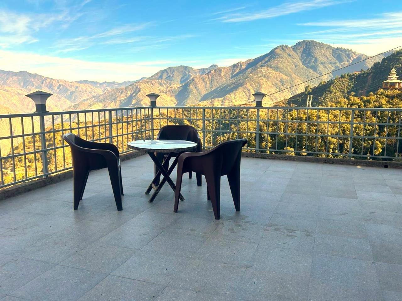 Living On The Edge A Luxury Stay Mussoorie Extérieur photo