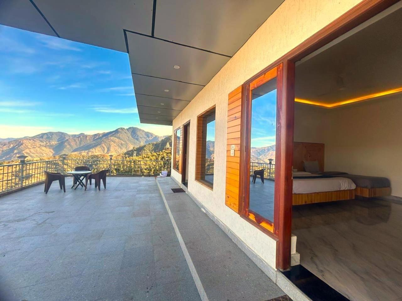 Living On The Edge A Luxury Stay Mussoorie Extérieur photo
