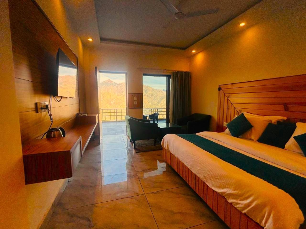 Living On The Edge A Luxury Stay Mussoorie Extérieur photo
