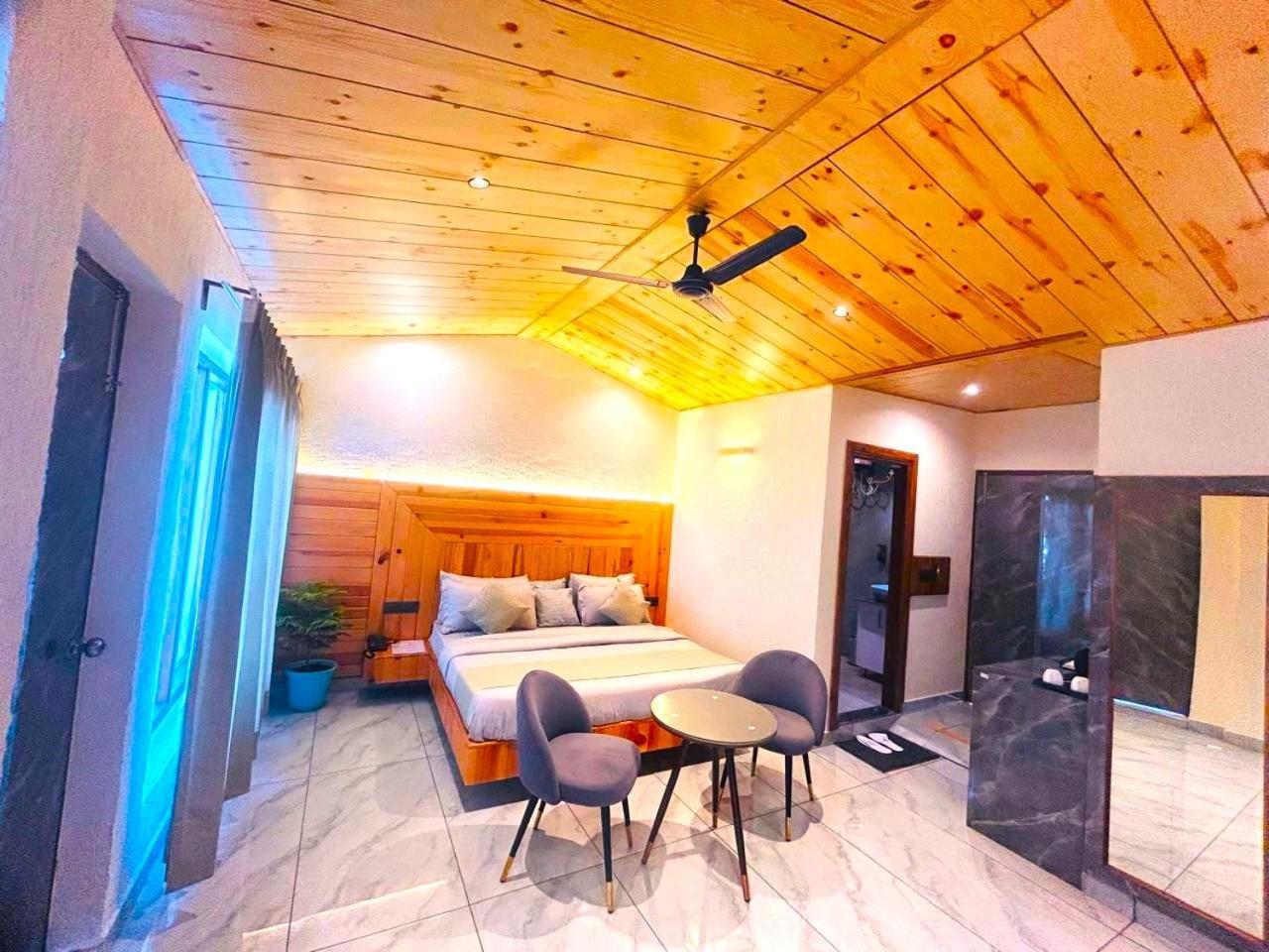 Living On The Edge A Luxury Stay Mussoorie Extérieur photo