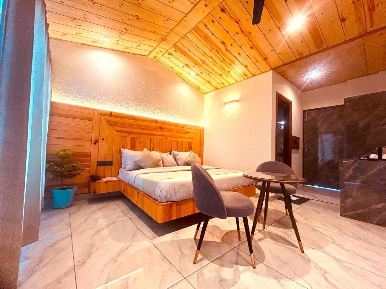 Living On The Edge A Luxury Stay Mussoorie Extérieur photo