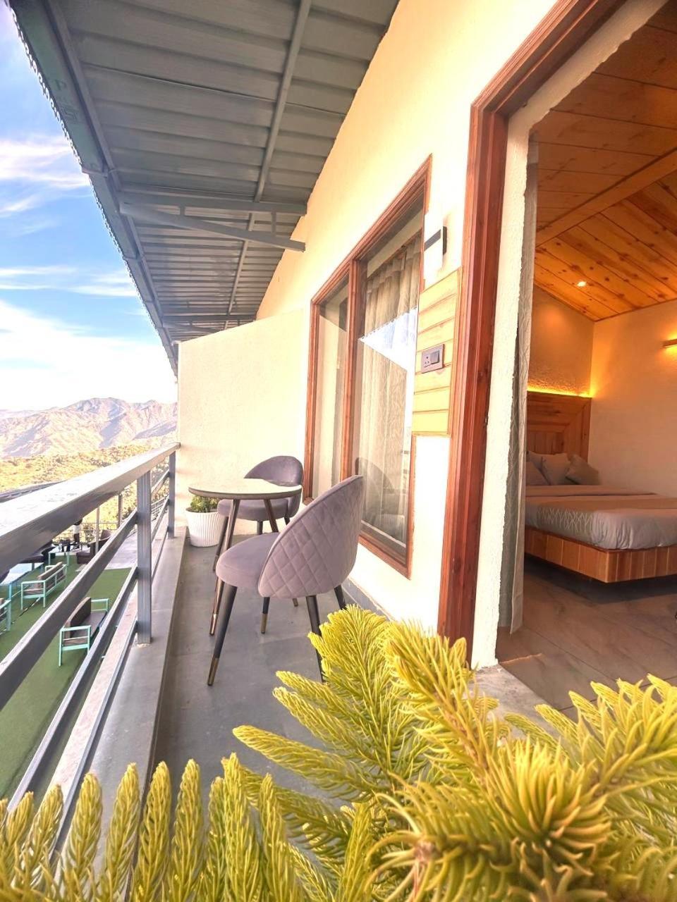 Living On The Edge A Luxury Stay Mussoorie Extérieur photo