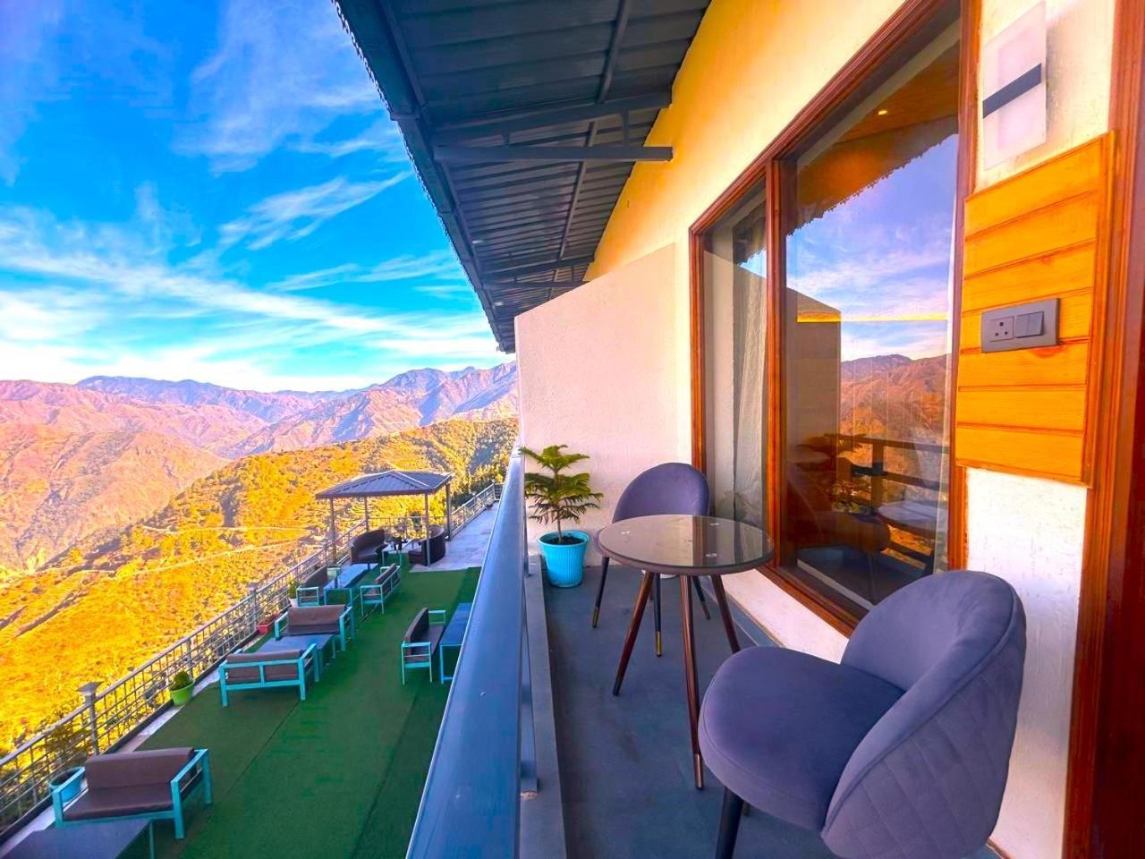 Living On The Edge A Luxury Stay Mussoorie Extérieur photo