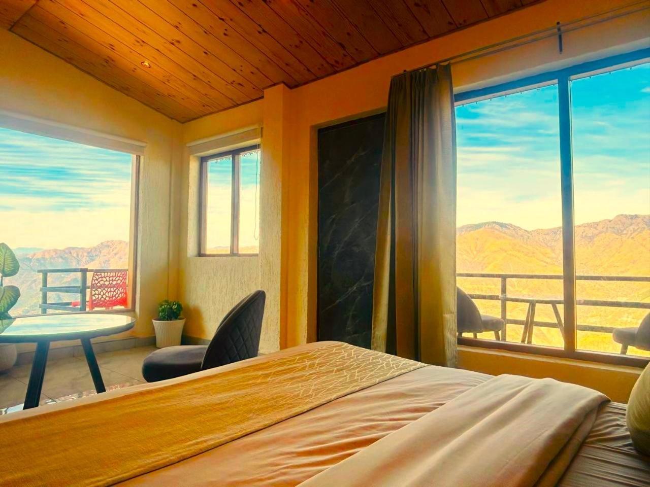 Living On The Edge A Luxury Stay Mussoorie Extérieur photo