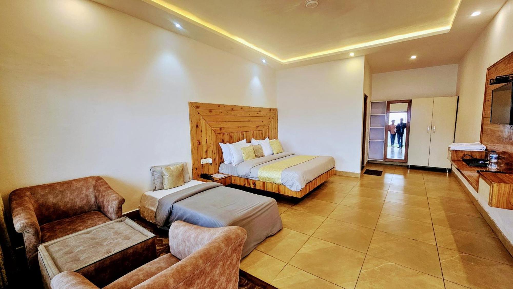 Living On The Edge A Luxury Stay Mussoorie Extérieur photo